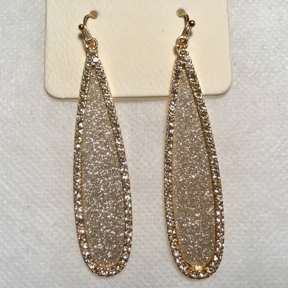 Jewelry - Shimmer Earrings